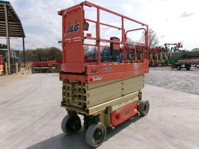 2019 JLG 2632ES