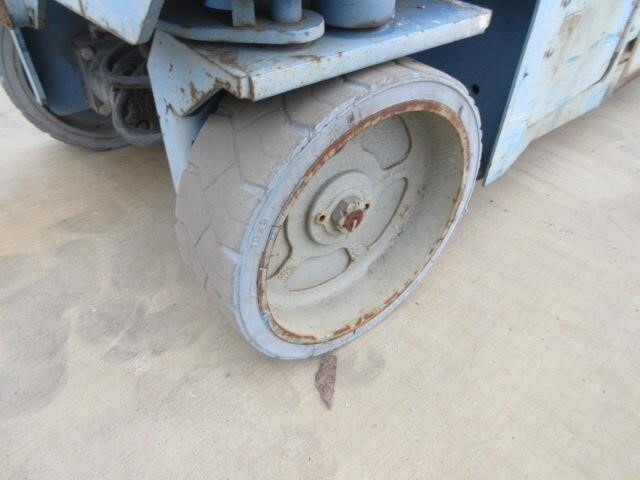 2016 Genie GS-2632-5