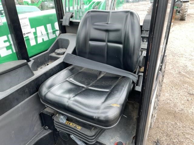 2016 Genie GTH-5519-16