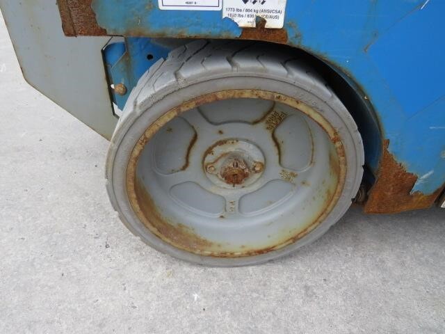 2017 Genie GS-2632-15