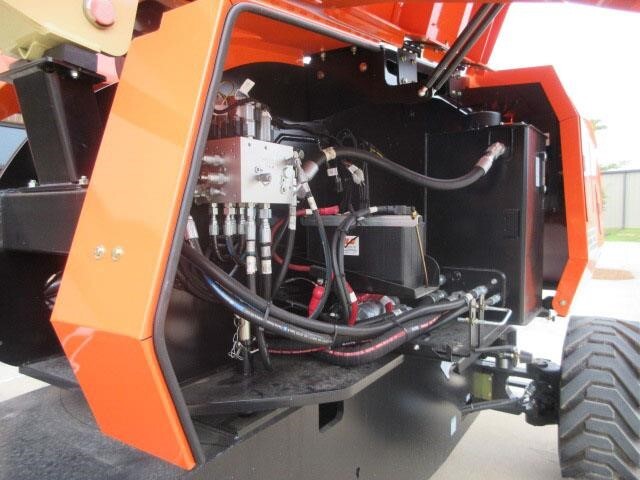 2025 JLG 860SJ-18
