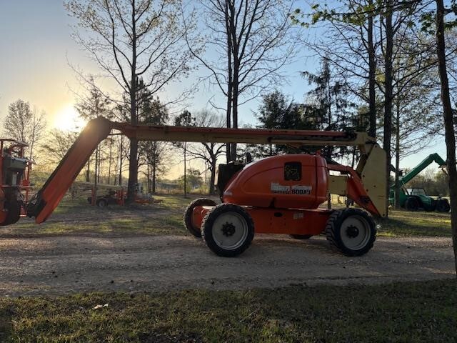 2016 JLG 600AJ