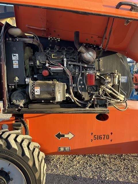 2017 JLG 660SJ-11