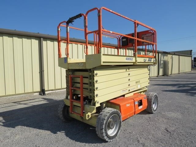 2017 JLG 4069LE-8