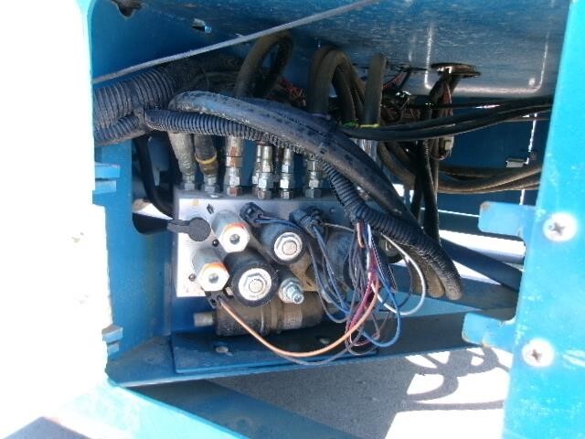 2018 Genie GS-3246-10