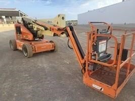 2013 JLG E450AJ-2