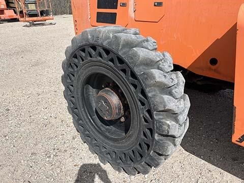 2017 SkyTrak 8042-10