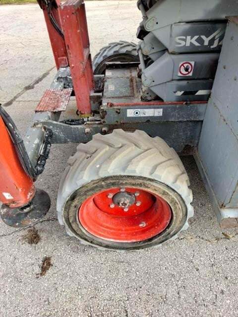 2019 Skyjack SJ-6832RT-8