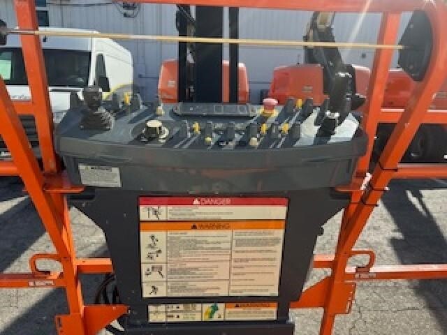 2023 JLG 660SJ-11