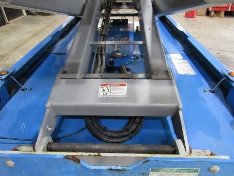 2019 Genie GS-3246-7