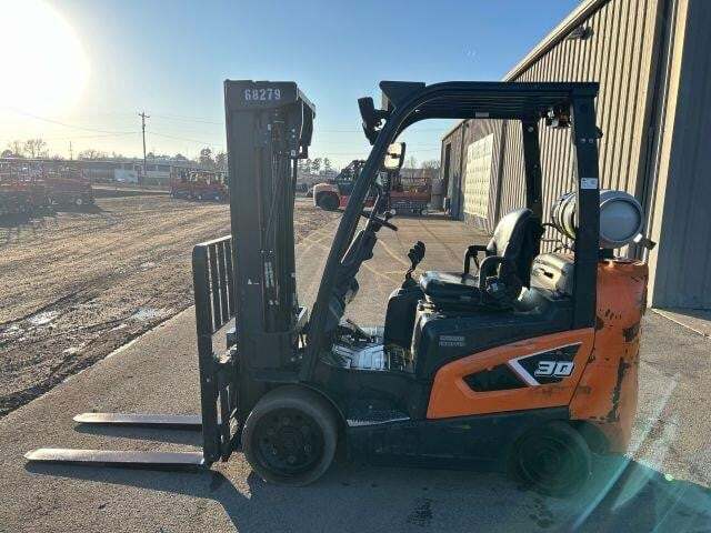 2021 Doosan GC30S-9