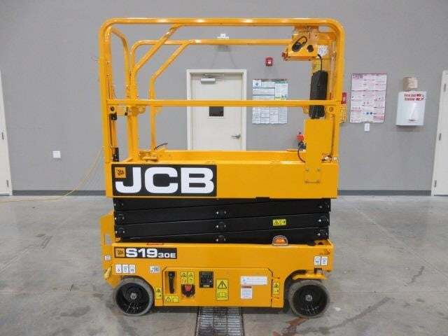 2023 JCB S1930E-5