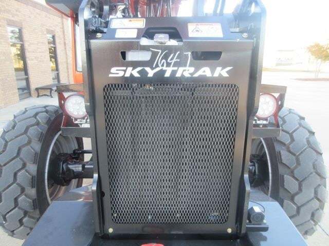2025 SkyTrak 8042-16