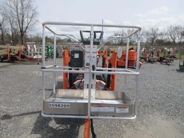 2018 JLG T350-7