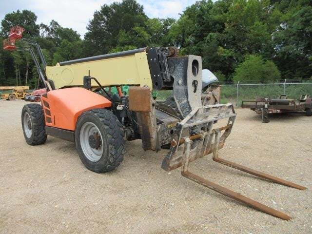 2017 JLG 1255-2
