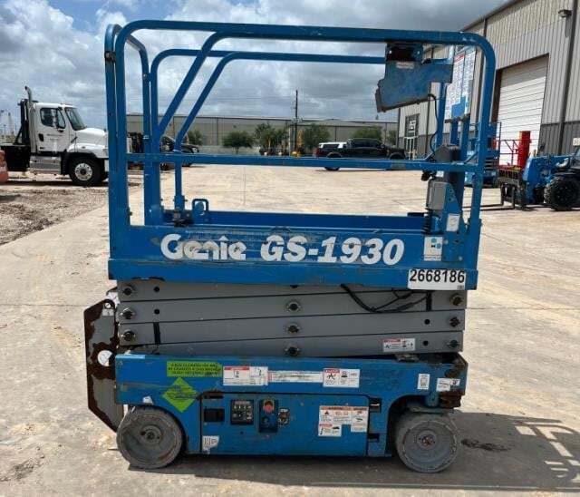 2018 Genie GS-1930-4