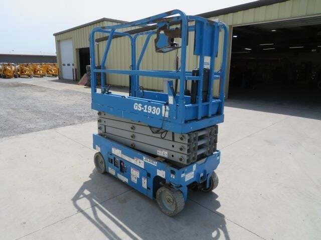 2018 Genie GS1330M-4