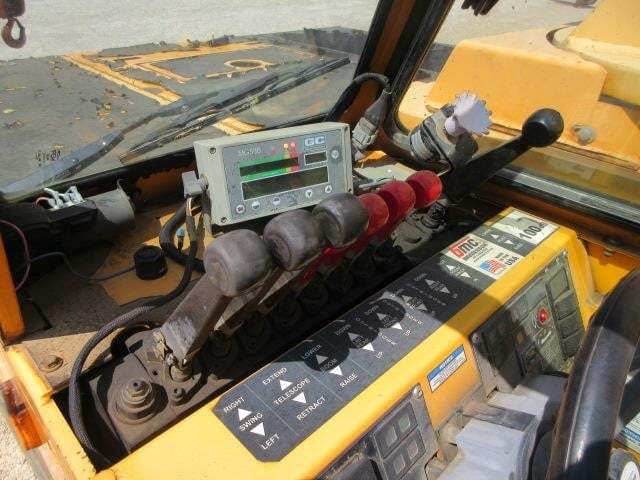 2013 Broderson IC-200-3H-28