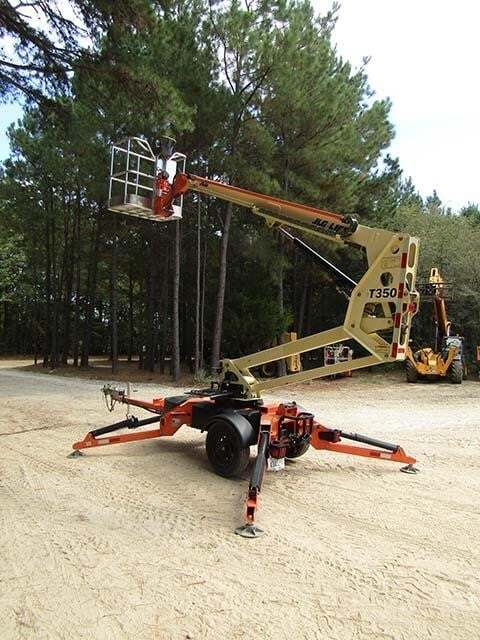 2018 JLG T350-8