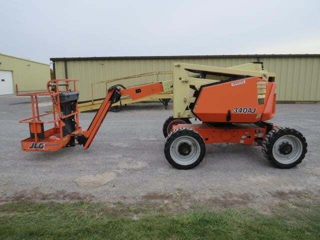 2018 JLG 340AJ