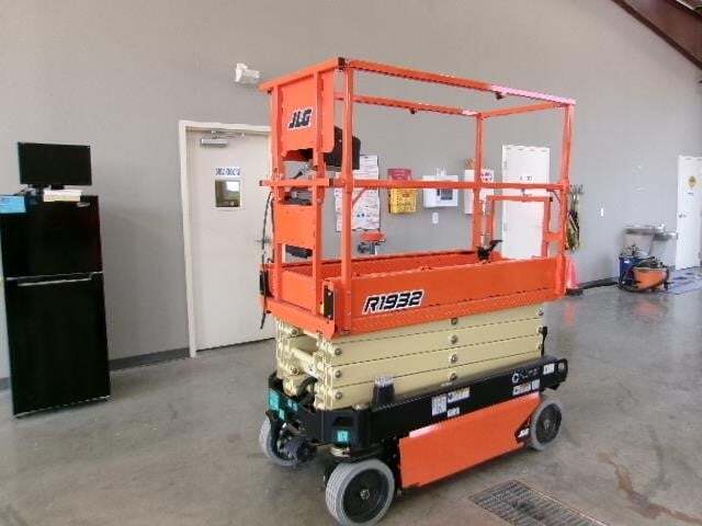 2025 JLG R1932-2