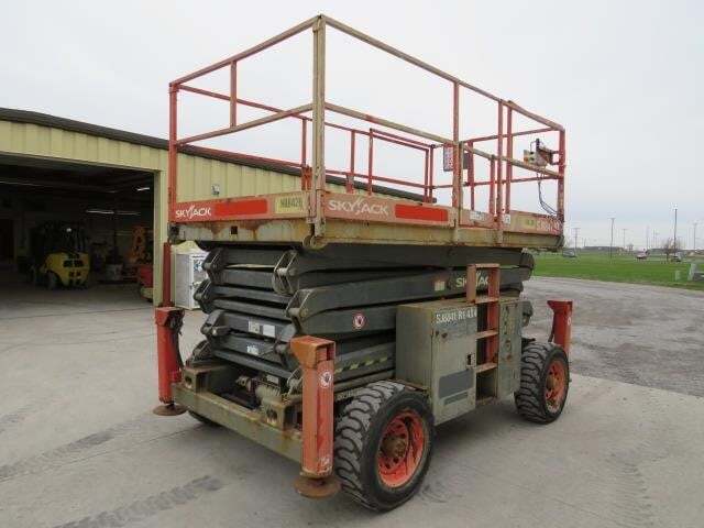 2014 Skyjack SJ8841 RT-4