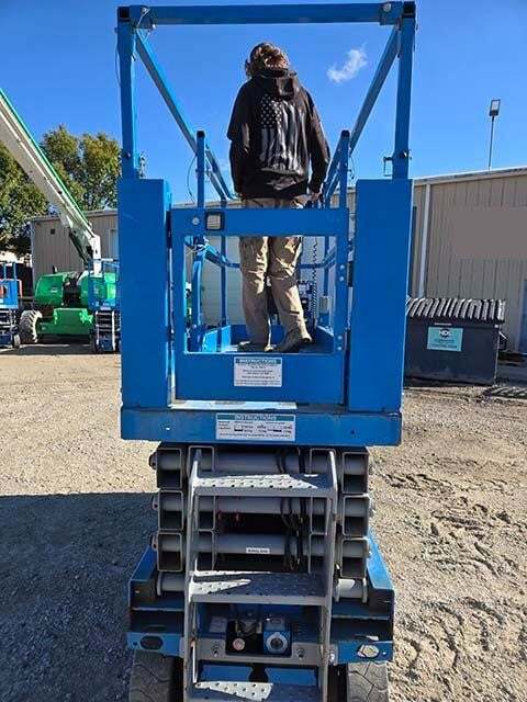 2018 Genie GS-2632-4