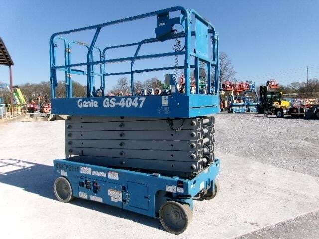 2017 Genie GS-4047-2