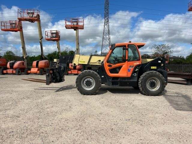 2018 JLG 1644-2