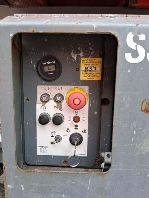 2019 Skyjack SJ-6832RT-12