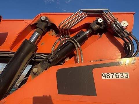 2017 SkyTrak 8042-33