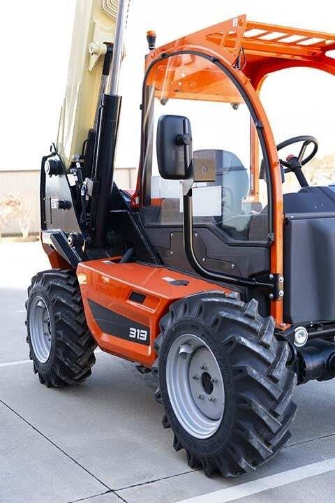 2026 JLG 313-46