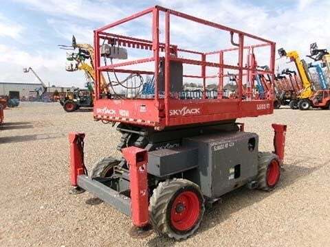 2019 Skyjack SJ-6832RT