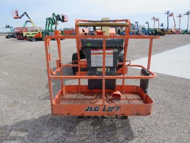 2018 JLG 340AJ-3