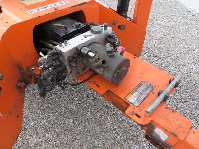 2019 JLG T350-16