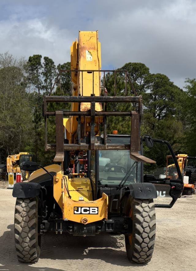 2019 JCB 507-42-5