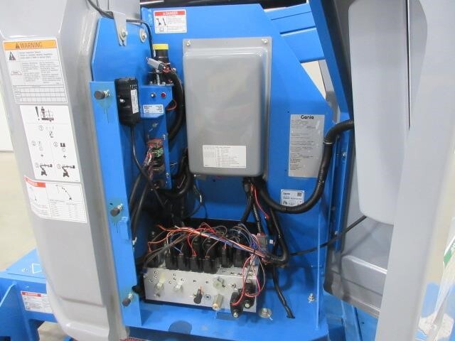 2025 Genie Z-34/22 N-17