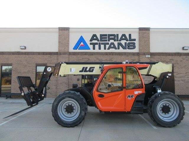 2025 JLG 742