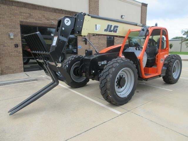 2025 JLG 742-2
