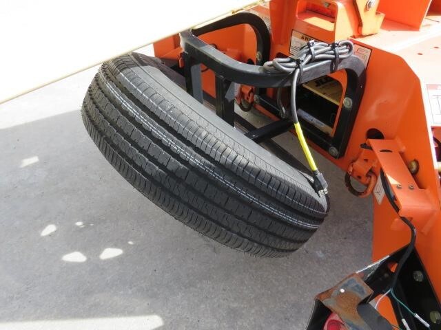 2018 JLG T350-11