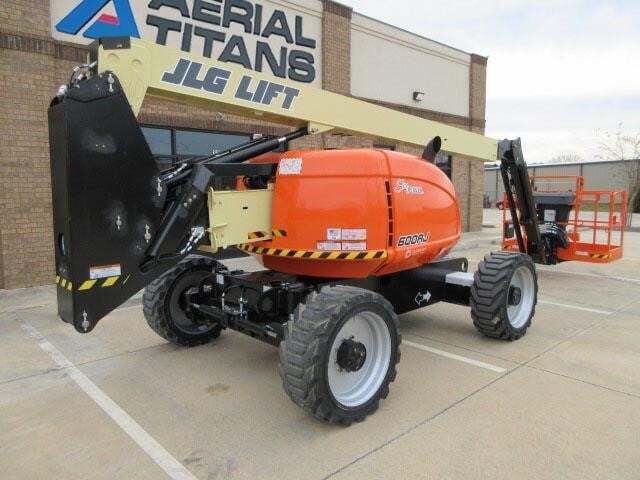 2025 JLG 600AJ-3