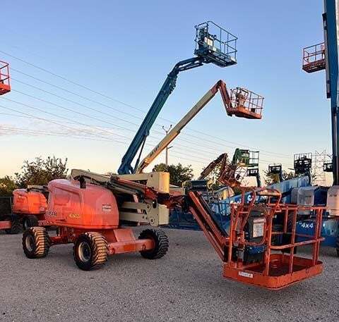2017 JLG 450AJ-4