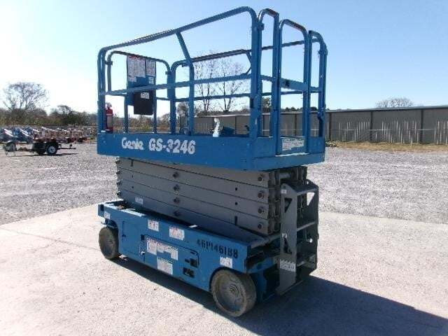 2018 Genie GS-3246-4