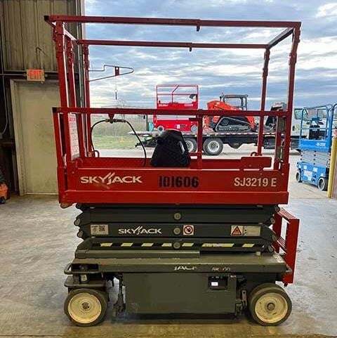 2023 Skyjack SJ3219E