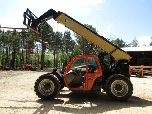 2019 JLG 943-14