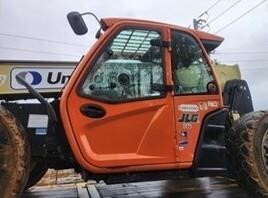 2018 JLG 742-5