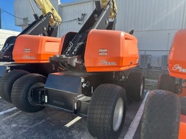 2023 JLG 660SJ