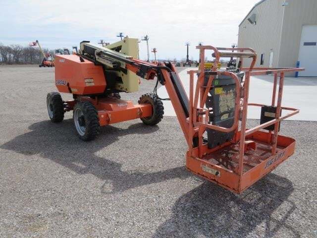 2018 JLG 340AJ-4