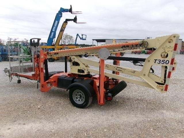 2019 JLG T350-4