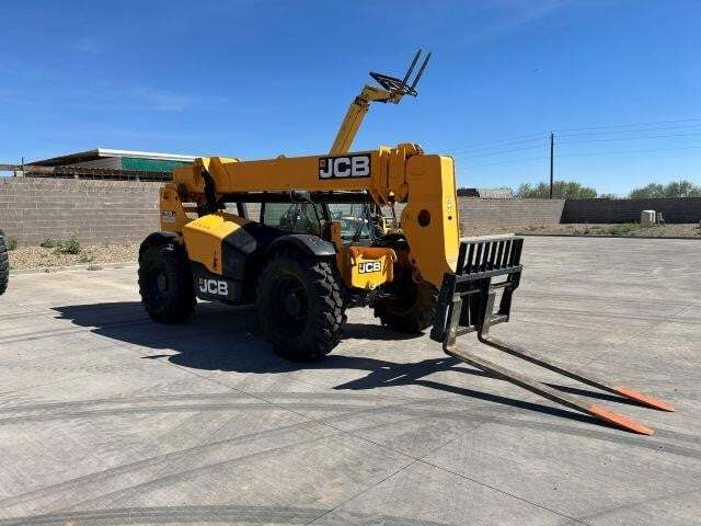 2021 JCB 509-42-5